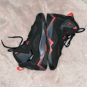 Jordan True Flight BG sneakers size 4Y